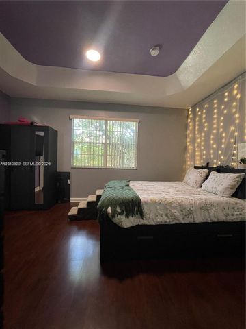 9353 SW 227th St 6-21, Cutler Bay, FL 33190