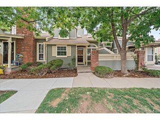 1922 S Hannibal Ct B, Aurora, CO 80013
