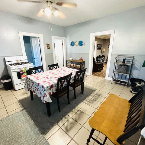 222 S Madison Avenue, Bay City, MI 48708