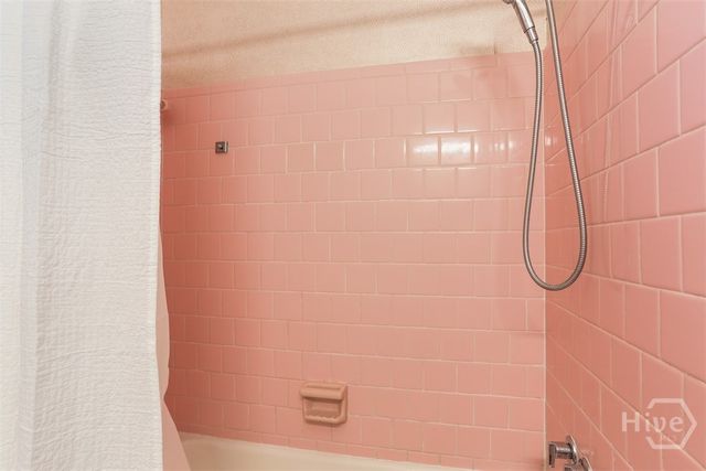 535 E 52 Street, Savannah, GA 31405