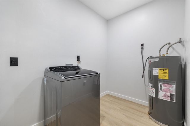 1401 MOSELLE AVENUE, Orlando, FL 32807