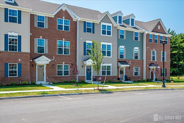220 Anchor Way, Aberdeen, NJ 07721
