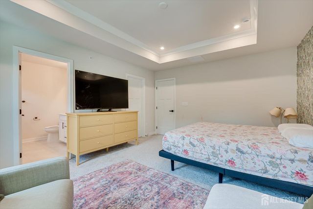 220 Anchor Way, Aberdeen, NJ 07721
