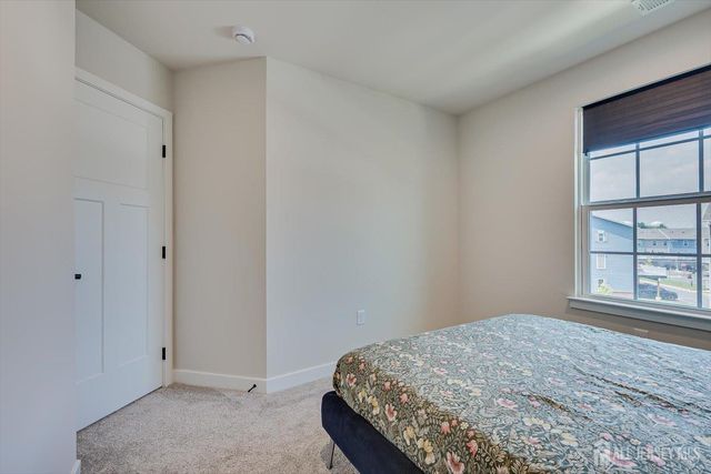 220 Anchor Way, Aberdeen, NJ 07721