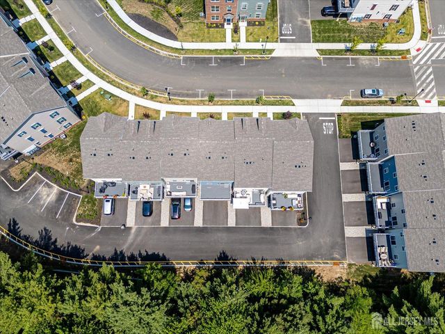 220 Anchor Way, Aberdeen, NJ 07721