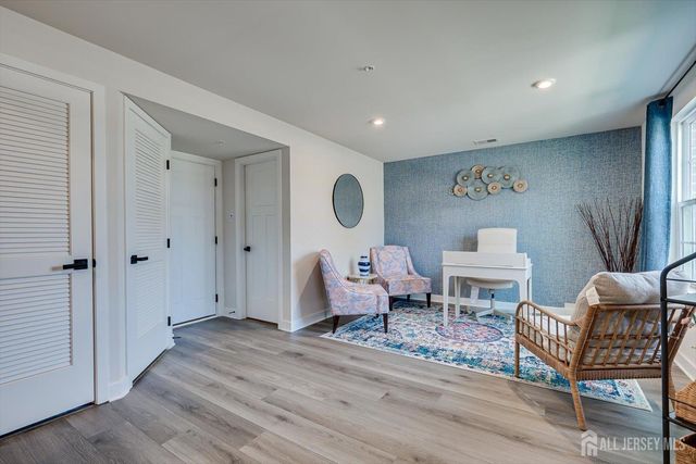 220 Anchor Way, Aberdeen, NJ 07721