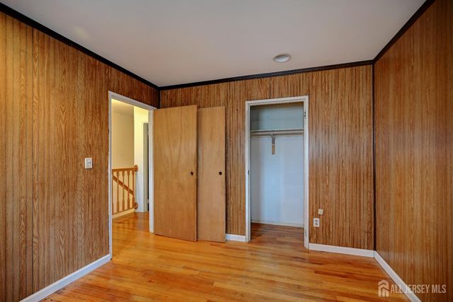 21 Warren Drive, Old Bridge, NJ 08857