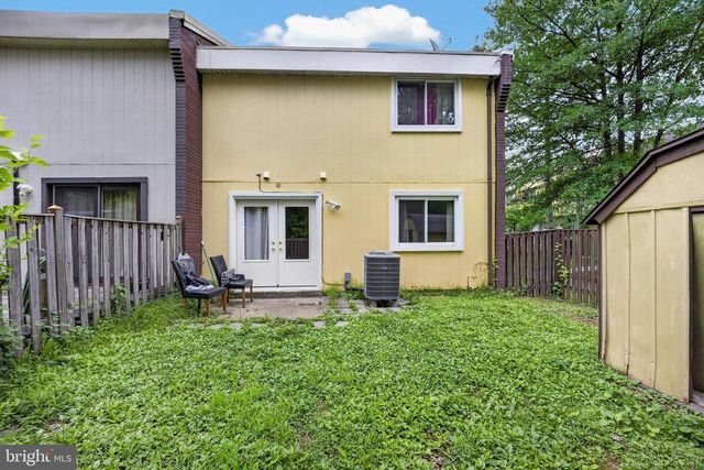 8608 BRAE BROOKE DR, Lanham, MD 20706