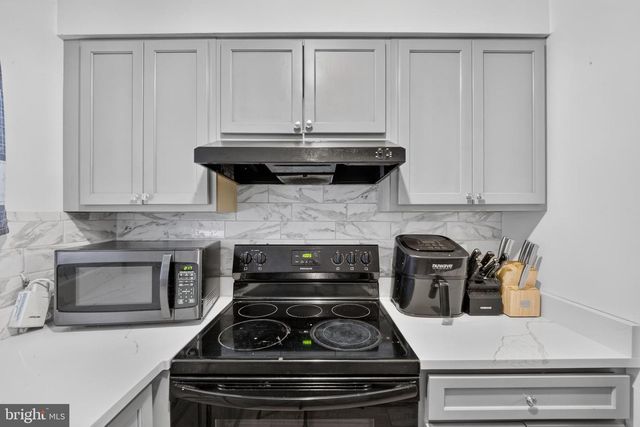 8608 BRAE BROOKE DR, Lanham, MD 20706