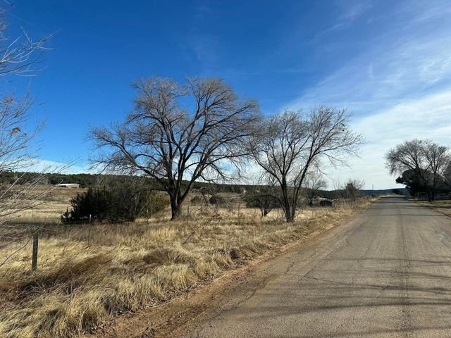 108 Brannan Rd Road, Tijeras, NM 87059