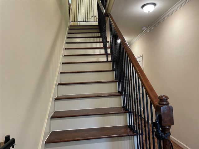 26148 Avenue E B, Montgomery, TX 77356