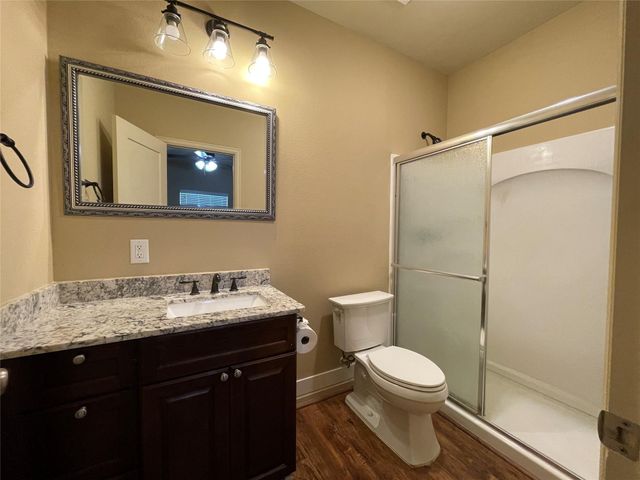 26148 Avenue E B, Montgomery, TX 77356