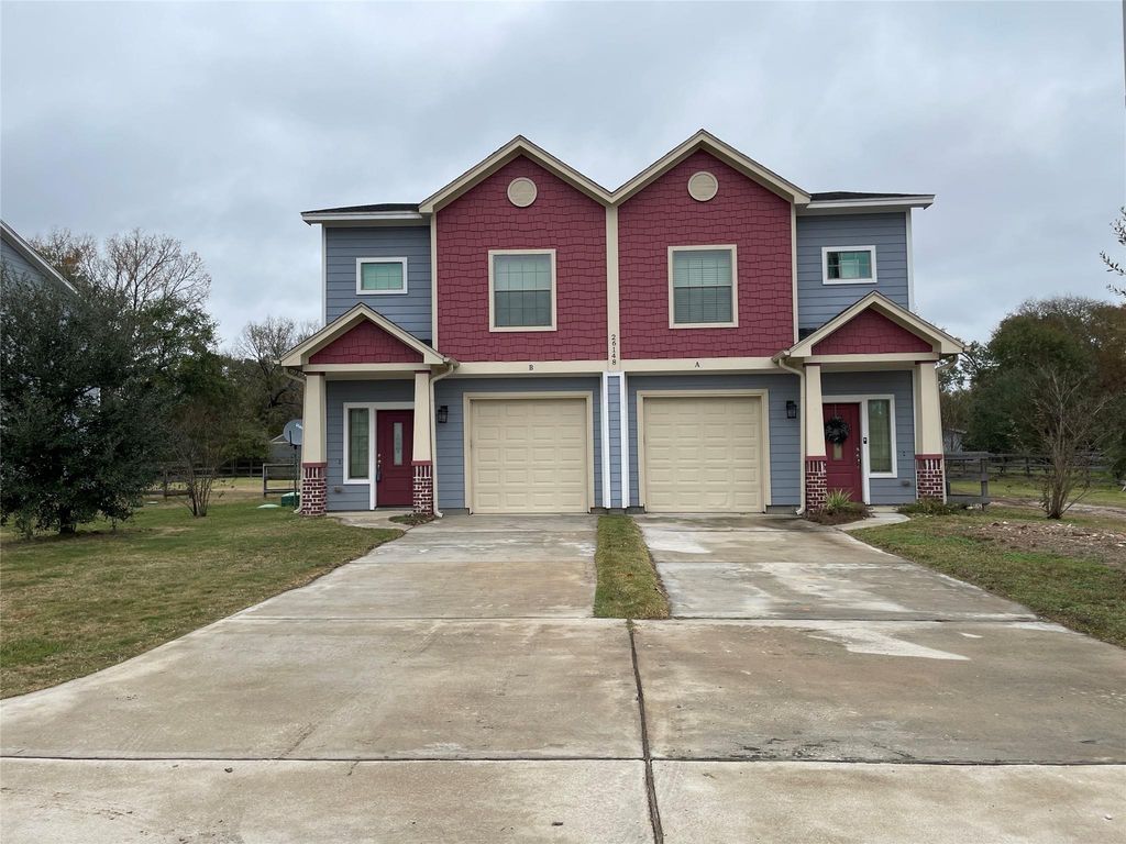 26148 Avenue E B, Montgomery, TX 77356