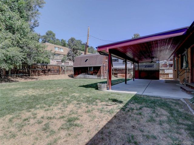 5677 S King St, Littleton, CO 80123