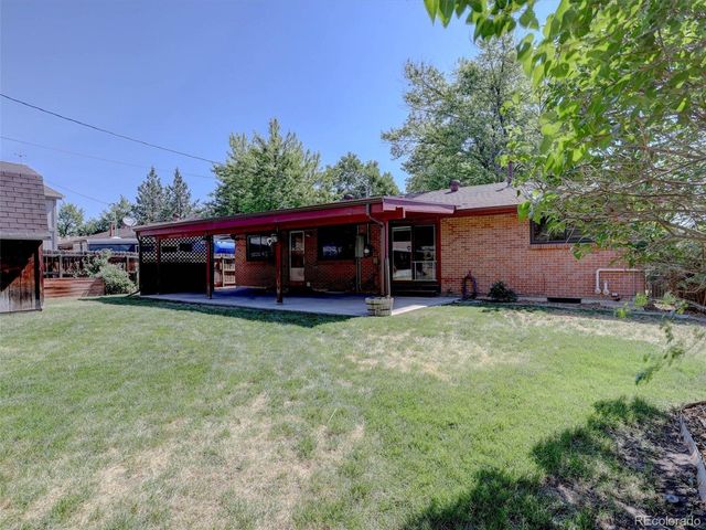 5677 S King St, Littleton, CO 80123