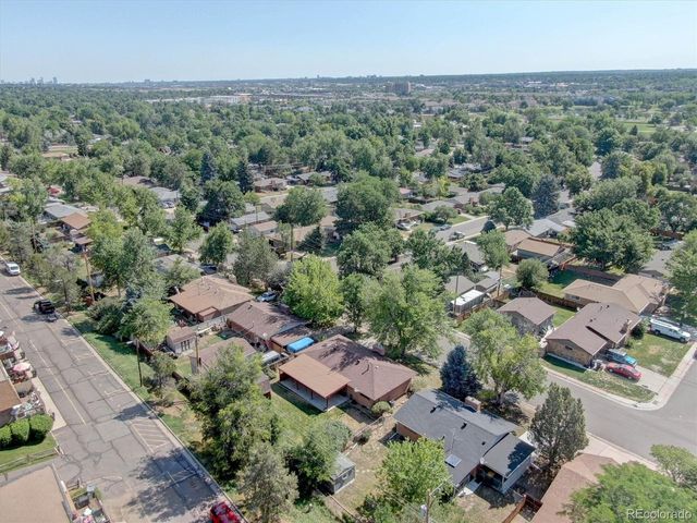 5677 S King St, Littleton, CO 80123