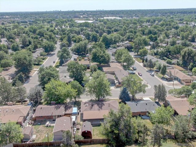 5677 S King St, Littleton, CO 80123