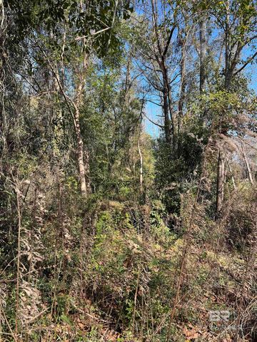 435 Cee Bee Street, Robertsdale, AL 36567