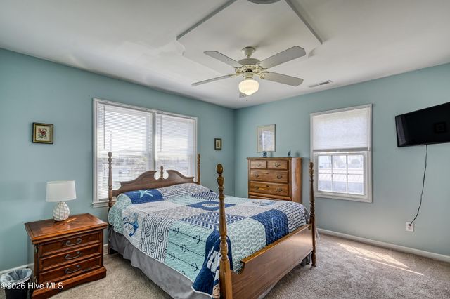 1041 1st Street, Surf City, NC 28445