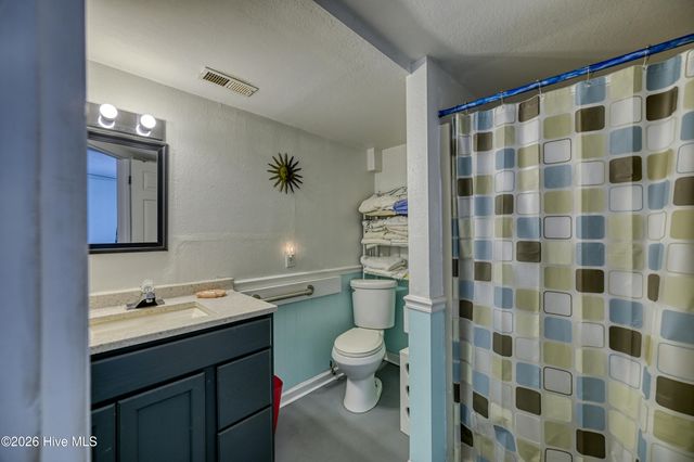 1041 1st Street, Surf City, NC 28445