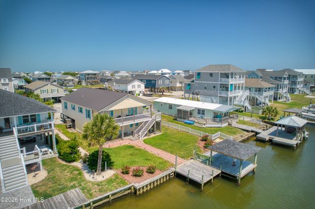 1041 1st Street, Surf City, NC 28445