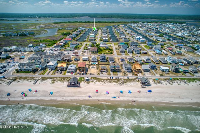 1041 1st Street, Surf City, NC 28445