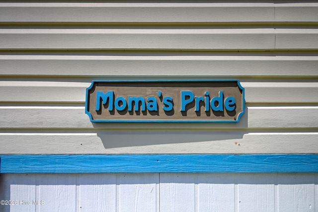 1041 1st Street, Surf City, NC 28445