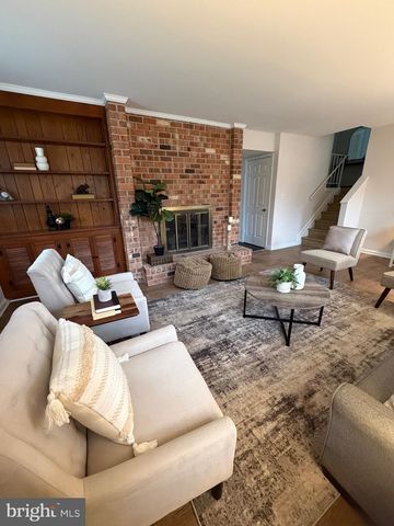 11 BROMLEY CT, Lutherville Timonium, MD 21093