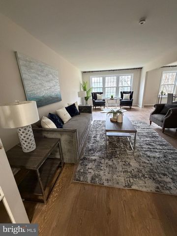 11 BROMLEY CT, Lutherville Timonium, MD 21093