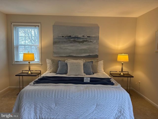 11 BROMLEY CT, Lutherville Timonium, MD 21093