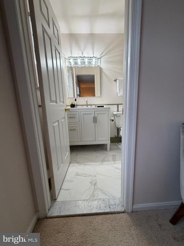 11 BROMLEY CT, Lutherville Timonium, MD 21093