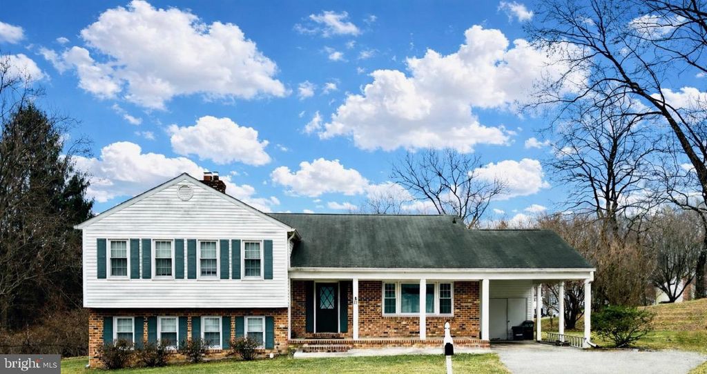 11 BROMLEY CT, Lutherville Timonium, MD 21093