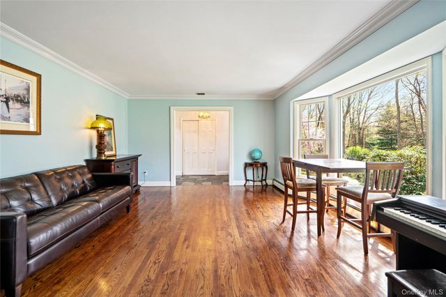 5 Mountain View Drive, Northport, NY 11768