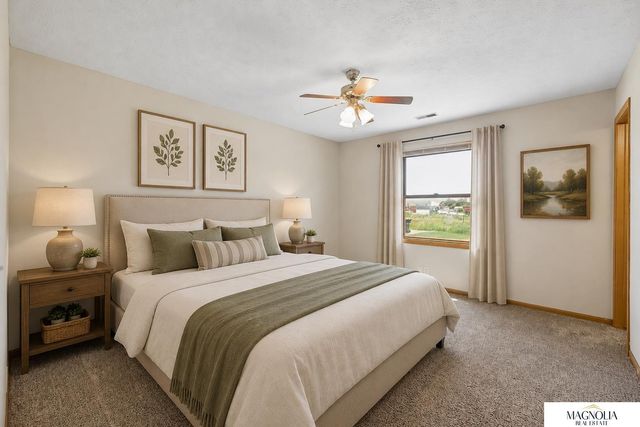 706 Lamont Drive, Lincoln, NE 68528