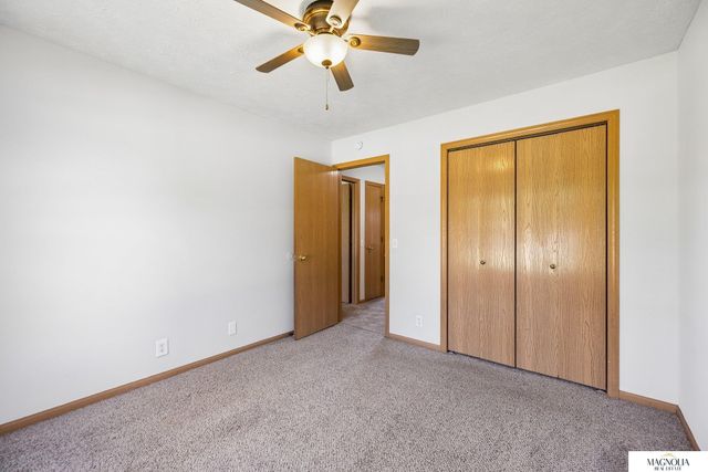 706 Lamont Drive, Lincoln, NE 68528
