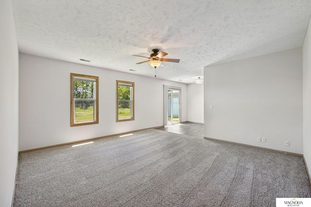 706 Lamont Drive, Lincoln, NE 68528
