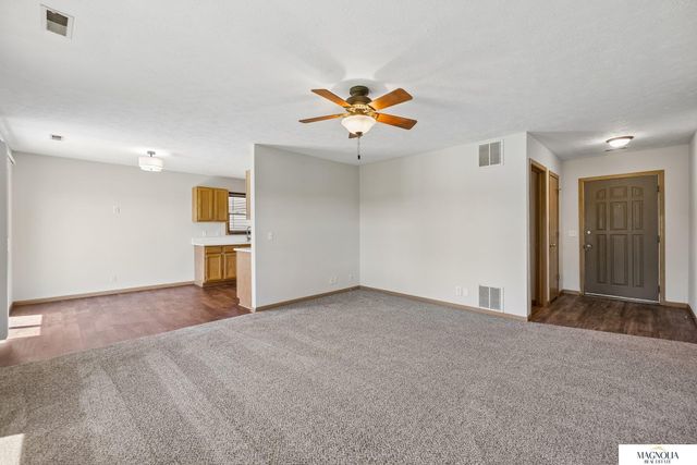 706 Lamont Drive, Lincoln, NE 68528