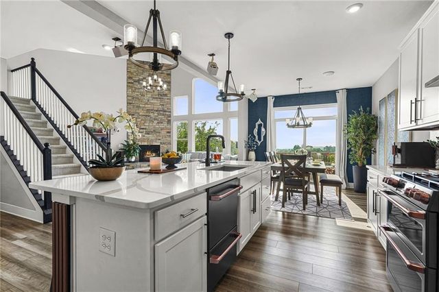 169 Greenbrier Way, Canton, GA 30114