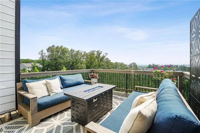 169 Greenbrier Way, Canton, GA 30114