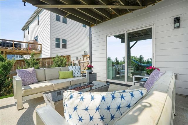 169 Greenbrier Way, Canton, GA 30114