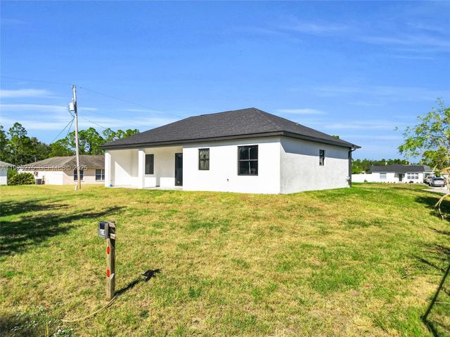 2250 10th Ter, Lehigh Acres, FL 33936