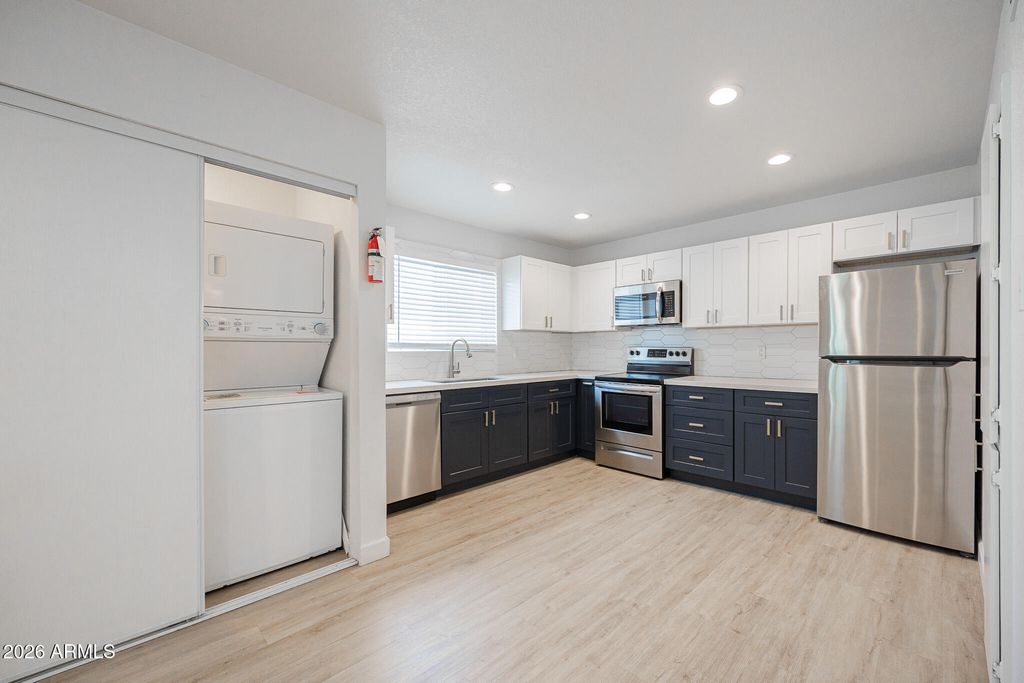 715 N 12TH Avenue 4, Phoenix, AZ 85007