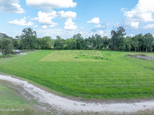 112 Bluegrass Lane, Carencro, LA 70520