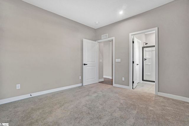616 Vestrella Road, Greenville, SC 29605