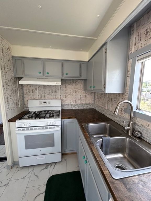 Image 15 of property listing at 18.5 & 22 W Jefferson Avenue, Chester, MT 59522
