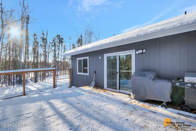 2871 N Sally Mae Circle, Wasilla, AK 99623