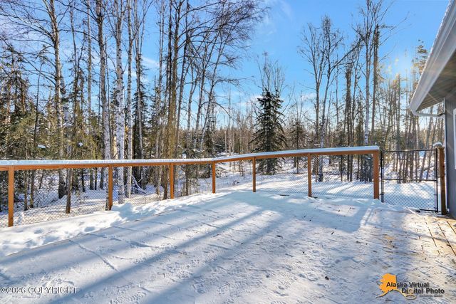 2871 N Sally Mae Circle, Wasilla, AK 99623