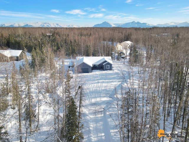 2871 N Sally Mae Circle, Wasilla, AK 99623