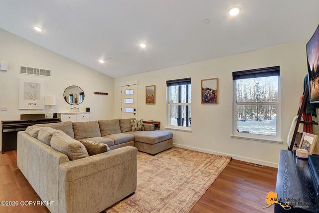 2871 N Sally Mae Circle, Wasilla, AK 99623