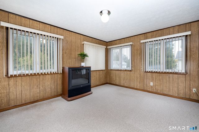 15 Colonial Drive, Wethersfield, CT 06109